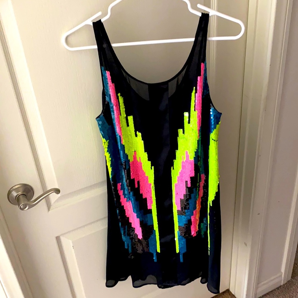 Bebe dress